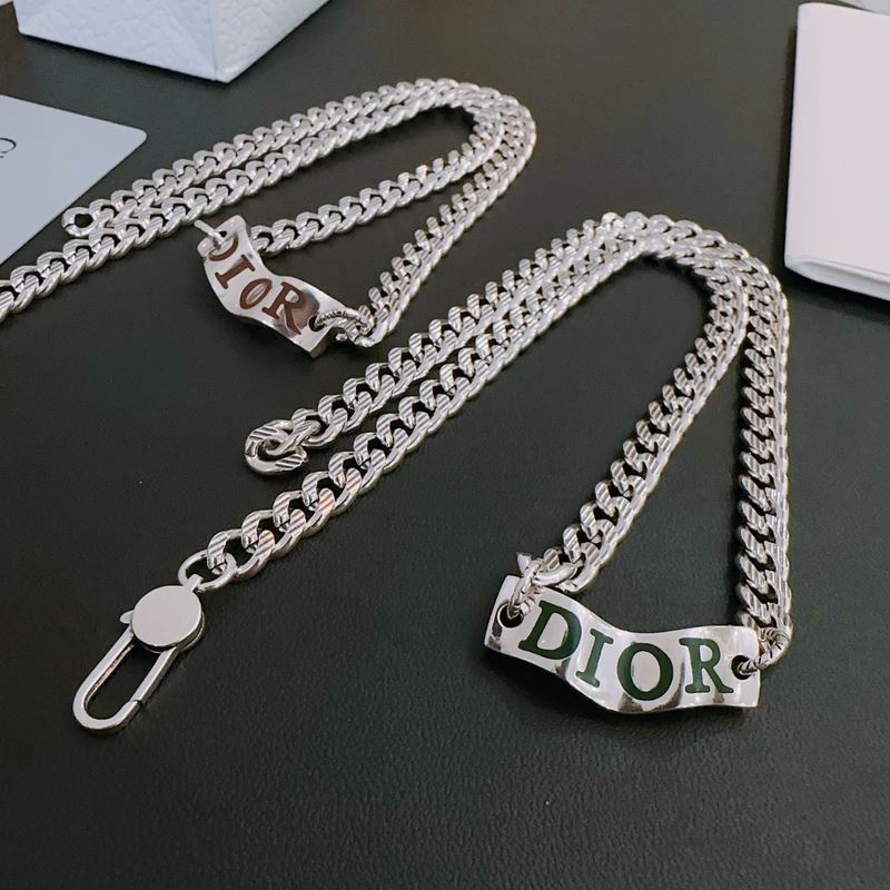 Dior Necklace 05lyr354 (9)